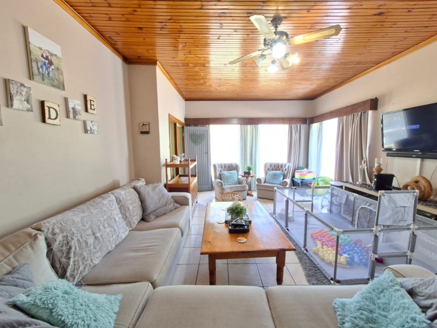 5 Bedroom Property for Sale in Noordhoek Free State